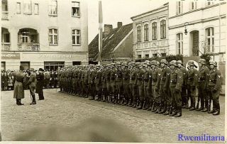 Port.  Photo: Elaborate Luftwaffe Military Ceremony Held On City Street (1)