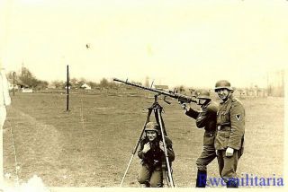 On Wacht Wehrmacht Troops In Field W/ M.  G.  13 Aa Machine Gun On Tripod