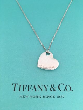 Tiffany & Co Sterling Silver Heart Pendant Necklace 16” Vintage