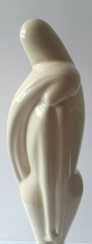 Vintage Haeger Art 6033 White Lover ' s Embrace Man Woman Sculpture 19 6/8 in 1986 2