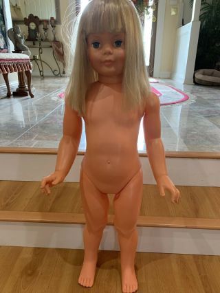 Vintage 1981 Ideal Platinum Blonde Patti Playpal 35” Doll Out Of Box. 7