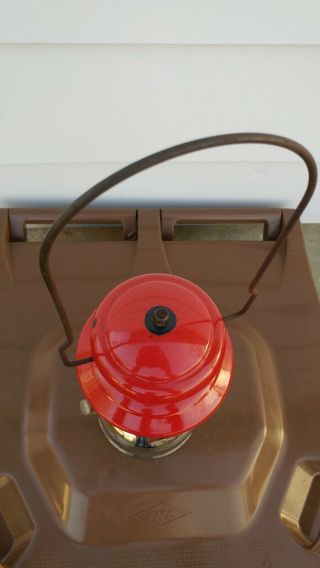 Vintage 1952 Chrome/Red Model 200 Coleman Lantern.  Made in Canada 3