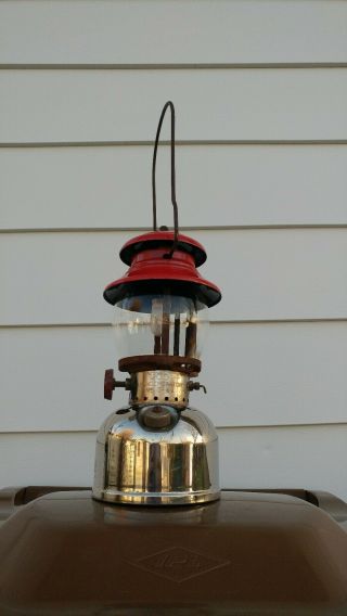 Vintage 1952 Chrome/Red Model 200 Coleman Lantern.  Made in Canada 5