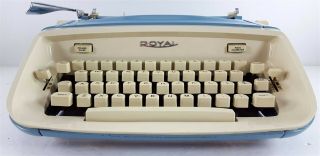 Vintage Royal Safari Portable Typewriter Mid Century Modern 6