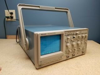 Tektronix Tas220 Analog Oscilloscope 1,  Testing Equipment,  Analyzer Vintage