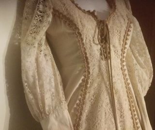 VTG Gunne Sax Medieval Ivory Corset Lace Prairie Gown Be The White Rose Princess 3