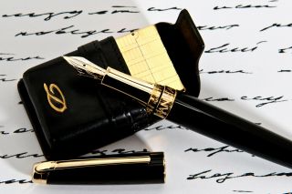 CARAN D ' ACHE LEMAN EBONY BLACK AND GOLD WITH TWO TONE 18K GOLD M NIB RARE 10