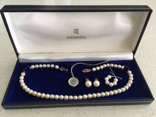 Vintage Mikimoto Pearl Choker Necklace And Earrings Set - Gold Clasp / Posts