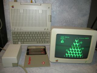 - Vintage Apple Iic A2s4000 W/ Monitor,  Power Supply & Disks - No Stand