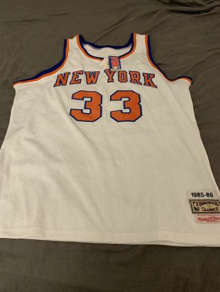 Vintage Stitched Patrick Ewing York Knicks Jersey Sz 52