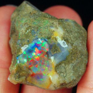 56.  3ct Natural Ethiopian Crystal Black Opal Play Of Color Rough Specimen Ysjg896