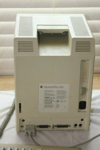 Vintage Apple Macintosh Plus 1Mb M0001A All - In - One Computer w/Keyboard and Mouse 8