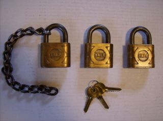 3 Antique Vintage YALE & TOWNE PIN TUMBLER Brass Padlock Lock & Keys 2