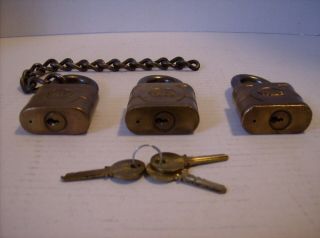 3 Antique Vintage YALE & TOWNE PIN TUMBLER Brass Padlock Lock & Keys 3
