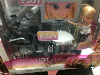 Bratz Magic Hair Raya Doll and Salon Rare HTF Take a look Box 7