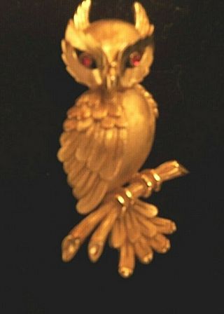 Crown Trifari Horned Owl Pin/brooch - Alfred Philippe Era,  Goldtone With Ruby Re