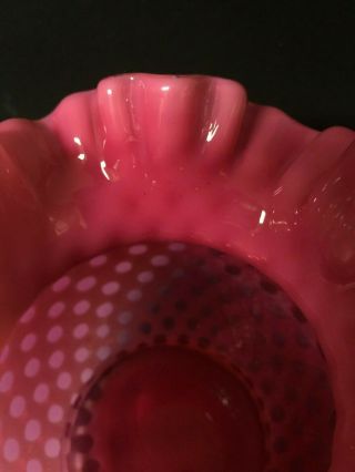 VINTAGE FENTON - WRIGHT CRANBERRY Opalescent HONEYCOMB Crest Vase 6