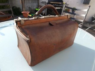 Vintage Leather English Gladstone Doctors Bag