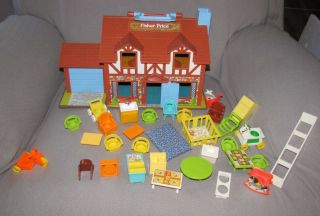 Vintage Fisher Price Little People Play Family House Brown Tudor 952 Accessories