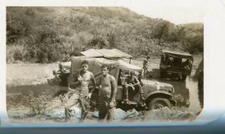 Org Wwii Photo: Us Gi’s With Army Transport Truck Eto