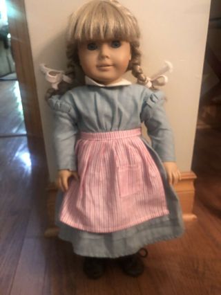 American Girl Doll Kirsten Vintage 1990 W Papers,  Box,  Additional Dress,  Blanket