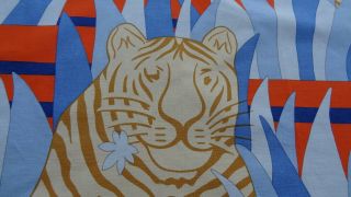 Rare Vtg Hermes Beach or Floor Mat “Tigres dans les Herbes” by Joachim Metz 4