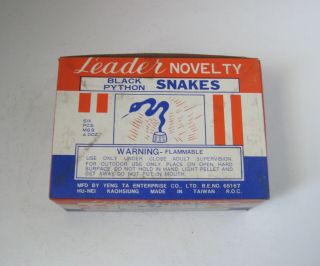 Vintage Black Python Snakes Fireworks Leader Novelty Made In Taiwan R.  O.  C.