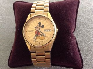 Vintage 80s Walt Disney Mickey Mouse Seiko Quartz Gold Plated Watch Ladies Girls