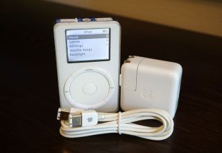 Vintage Apple Ipod Classic 2nd Generation (20 Gb),