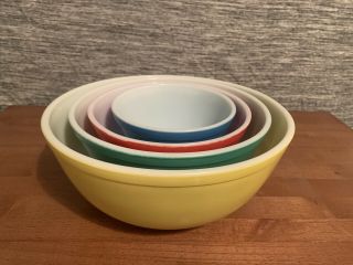 Set 4 Vintage Pyrex Nesting Mixing Bowls Primary Colors Blue Red Green Yellow