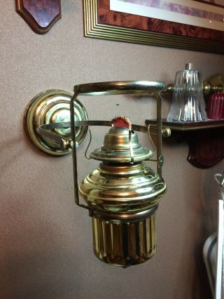 Vintage Oil Burning Brass Kerosene Lamp HOMCO Interior Wall Hung Or Table Lamp 2