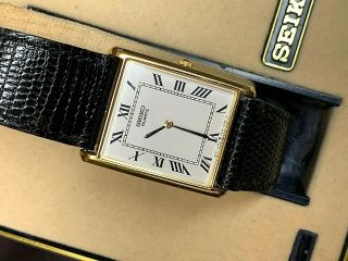 A Classic Vintage Seiko Quartz Watch In 5y30 - 5060