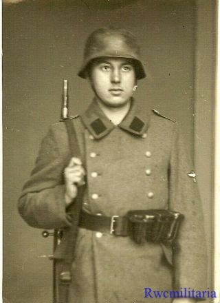 Port.  Photo: Rare Studio Pic German Elite Kraftfahrkorps Soldier W/ Rifle Posed