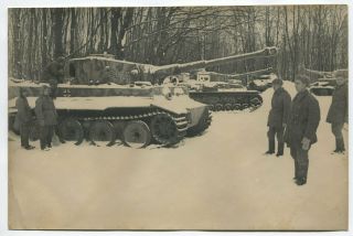 Wwii Large Size Photo: Russian Cadets With Trophy German Tiger Heavy Tank,  Kiev