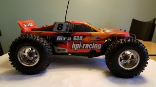 Vintage HPI Racing Nitro MT2 G3.  0 Stadium Truck RC 4WD 1/10 Scale With 2