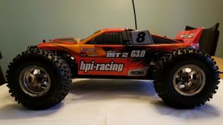 Vintage HPI Racing Nitro MT2 G3.  0 Stadium Truck RC 4WD 1/10 Scale With 3