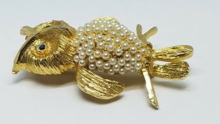 Vintage HOBE Owl Faux Pearl Rhinestone Gold Tone Brooch Pin 4