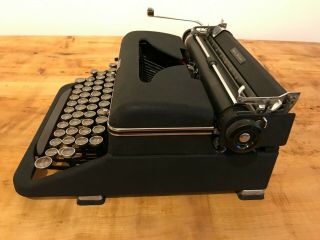 Royal Quiet De Luxe vintage portable typewriter 4