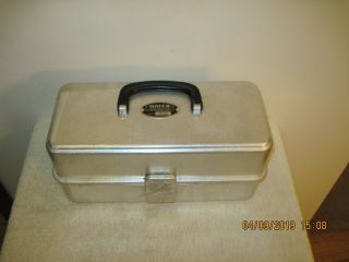 Vintage Umco Aluminum 103a Tackle Box
