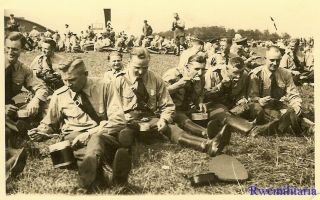 Port.  Photo: Rare German Elite Sturmabteilung Marine Truppe Eating In Field