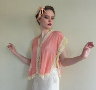 Vintage 1920s Bed Jacket Pink Silk Cream Lace 20s Lingerie Lacy Silk Blouse Top 8