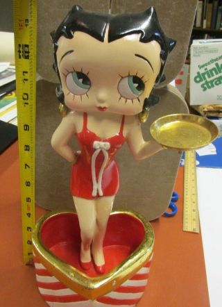 VINTAGE 1972 BETTY BOOP HOLDING TRAY INSIDE HEART RED WHITE CONTAINER APPROX 14 