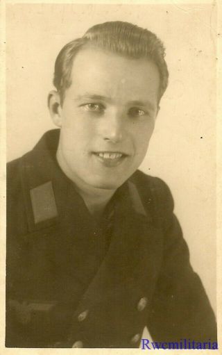 Port.  Photo: Happy Looking Studio Close Up Pic Young Kriegsmarine Sailor Posed