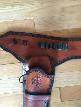 Vintage Western style leather two gun holster & belt 6