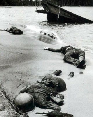 American Soldiers Lie Dead On Buna Beach Kia 8 " X 10 " Ww2 Wwii Photo 909