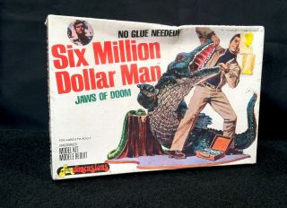 Vintage 1975 Six Million Dollar Man Jaws Of Doom Fundimensions Model Box