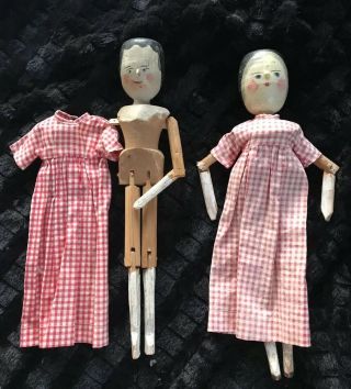 11.  5 " Antique Wooden Peg Penny Dolls Grodnertal Folk Art Primitive Wood Jointed