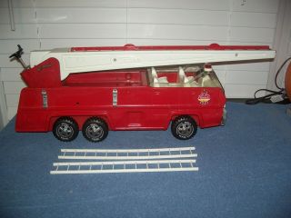 Vintage Large Tonka Red Metal Toy Fire Truck W/ Extending Aerial Ladder