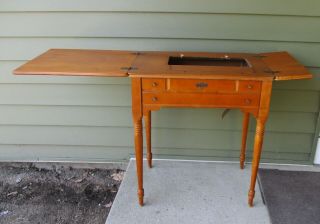 Vintage Singer Sewing Machine Table - Housed a Model 403A - Local Pickup 2