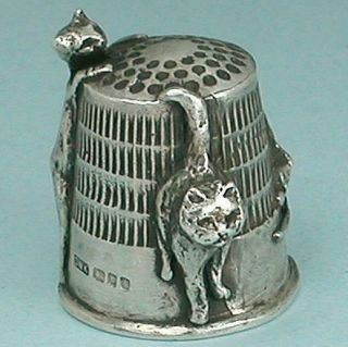 Vintage Sterling Silver Kitty Cat Thimble English Hallmarked 1986